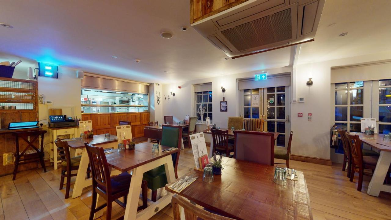 The Devonshire Arms Hotell Eckington  Exteriör bild