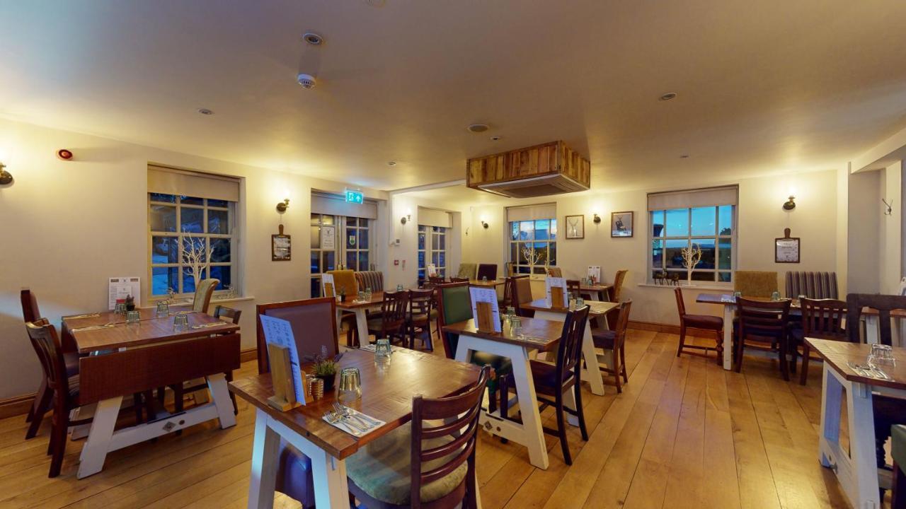 The Devonshire Arms Hotell Eckington  Exteriör bild